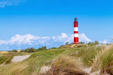 Lighthouse_AdobeStock_285483914